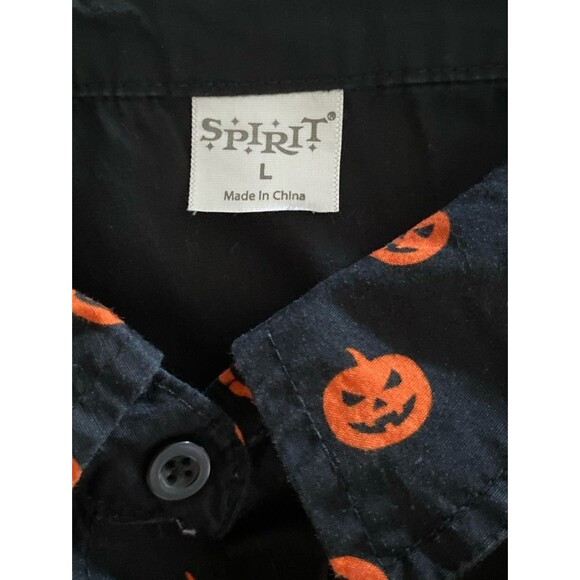Spirit Halloween Jack O Lantern Black and Orange Shirt - Picture 3 of 3